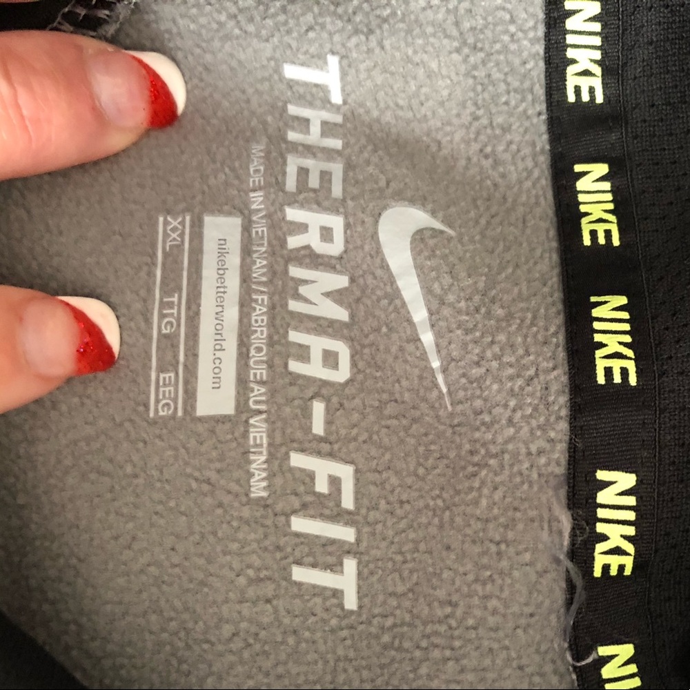 Nike Dri-fit pullover hoodie